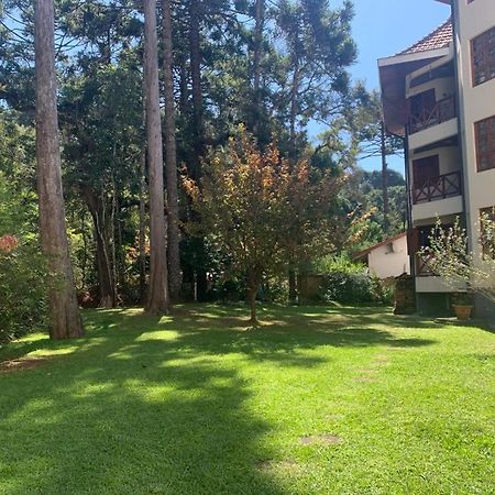 Apartamento Lindo E Aconchegante Em Capivari. Campos do Jordao Bagian luar foto